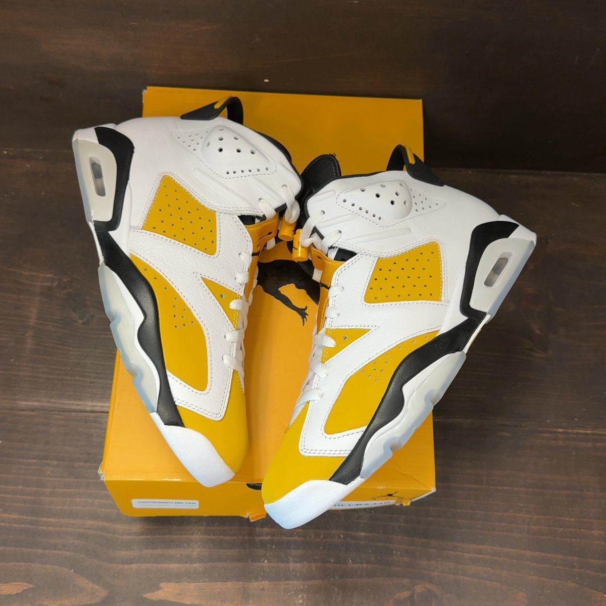 Jordan 6 Retro Yellow Ochre Size 10.5 (Pre-Owned) - back