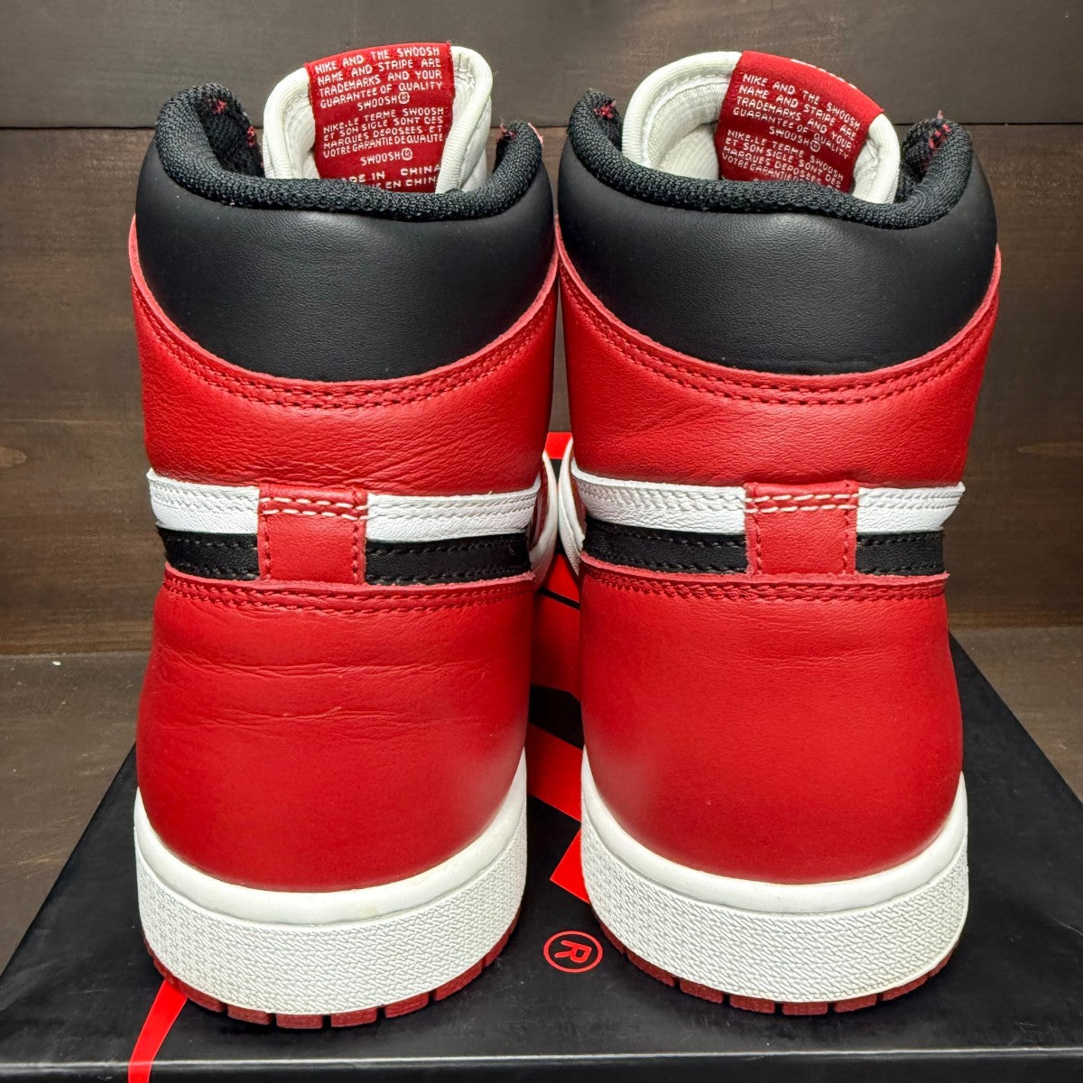 Jordan 1 Retro Chicago (2015) - Image 5