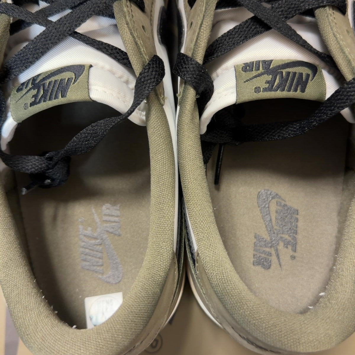 Jordan 1 Retro Low OG Medium Olive - Image 5