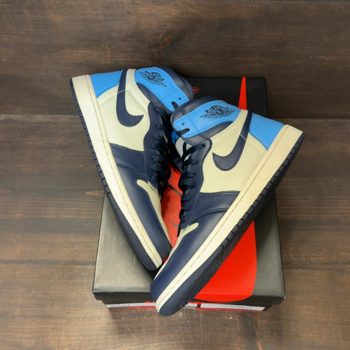 Jordan 1 Retro High Obsidian - Image 2