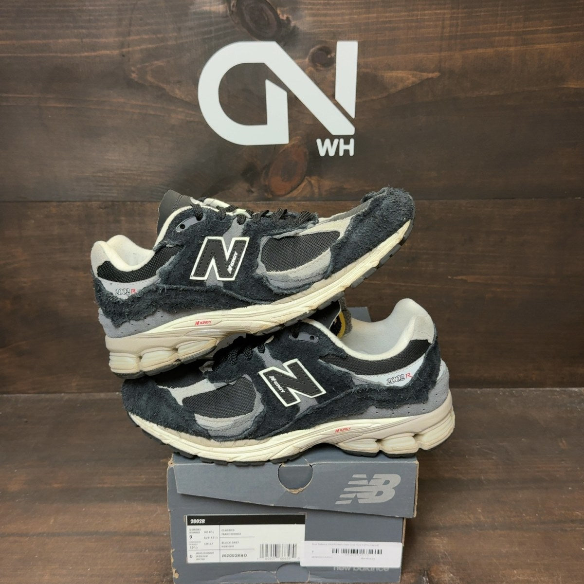 New Balance 2002R Black Dark Grey - Image 2