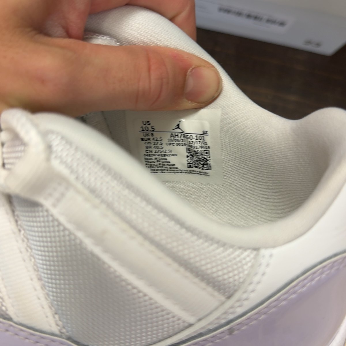 Jordan 11 Retro Low Pure Violet (Women's) Size 10.5W (Pre-Owned) - aux