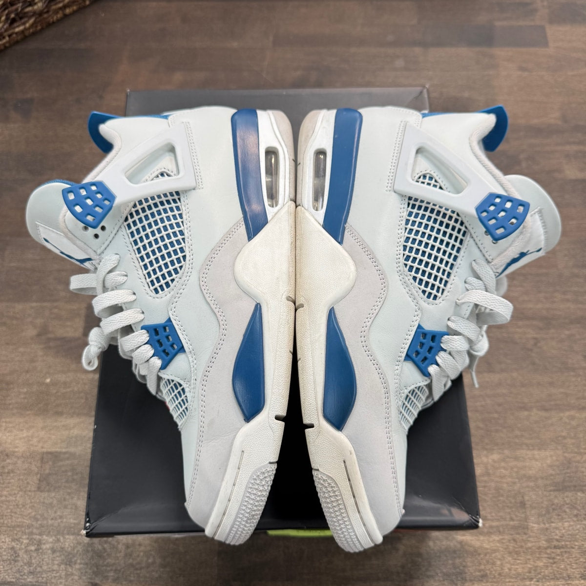 Jordan 4 Retro Military Blue (2024) - Image 5