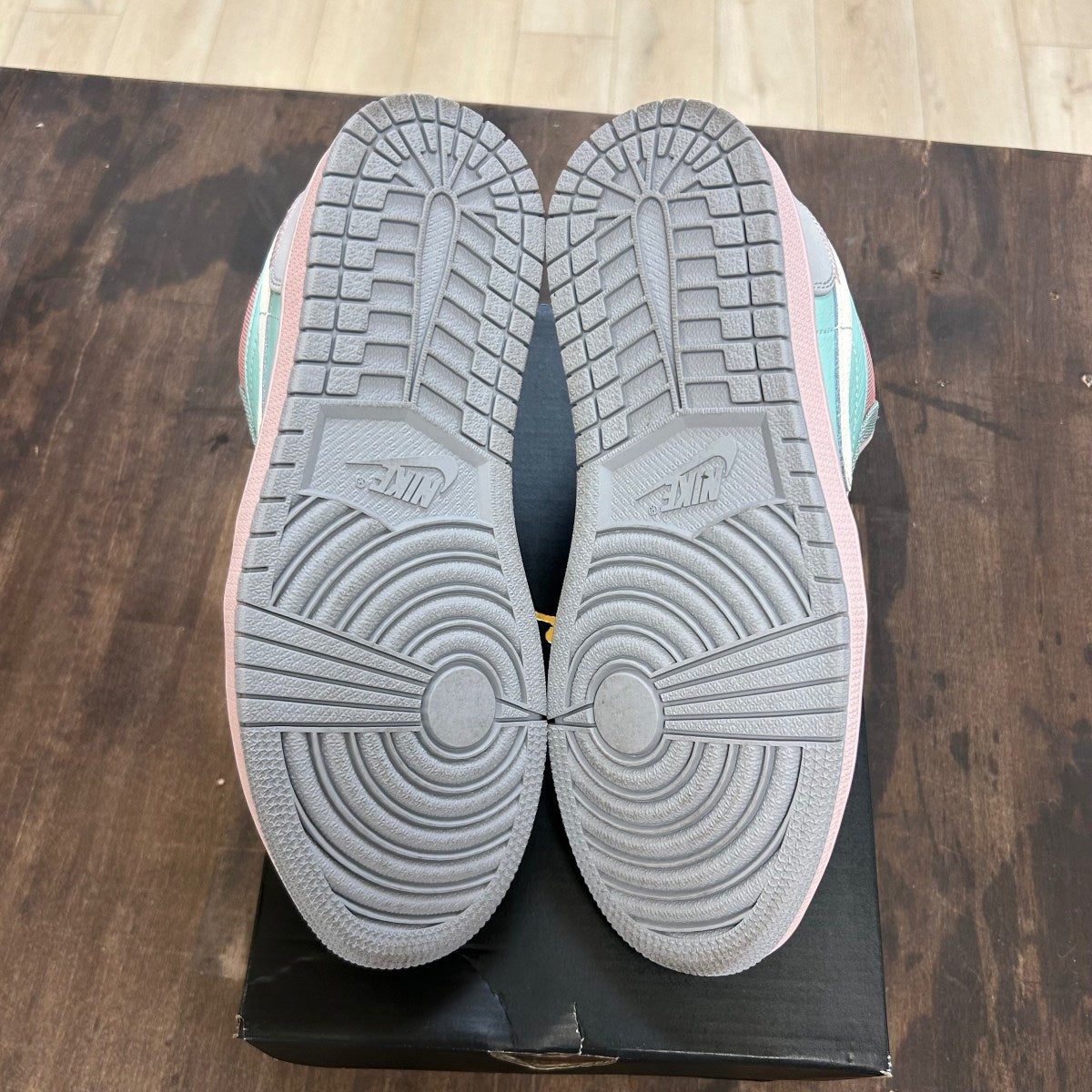 Jordan 1 Low Easter Pastel - Image 5
