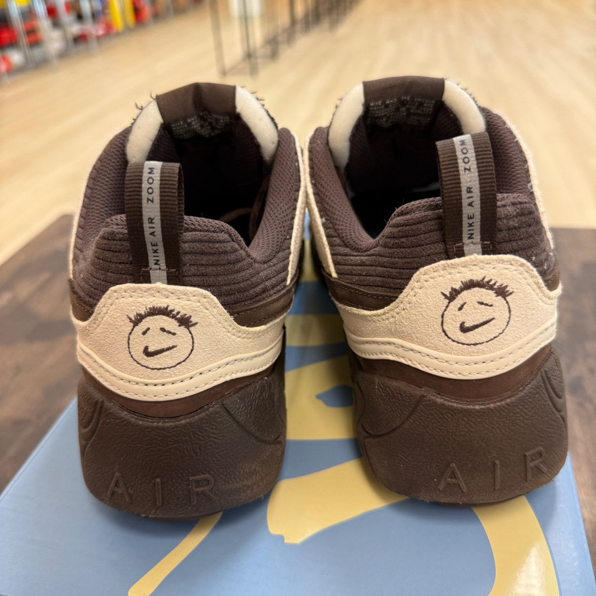 Nike Zoom Field Jaxx Travis Scott Leche Blue - Image 4