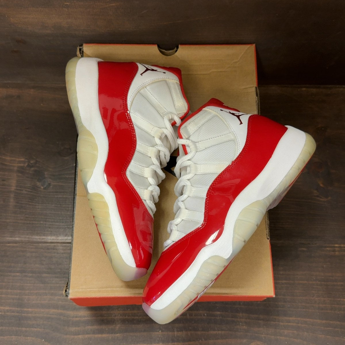 Jordan 11 Retro Cherry (2022) Size 9 (Pre-Owned) - Image 2