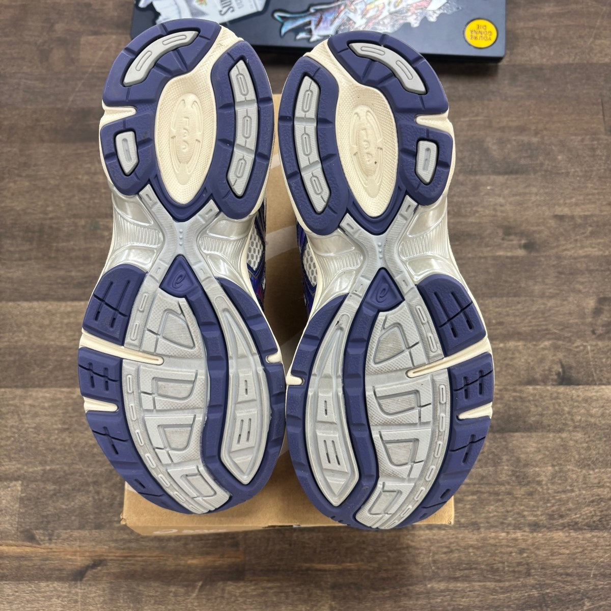 ASICS Gel-1130 White Future Dusk (Women's) Size 6W (Pre-Owned) - Image 5