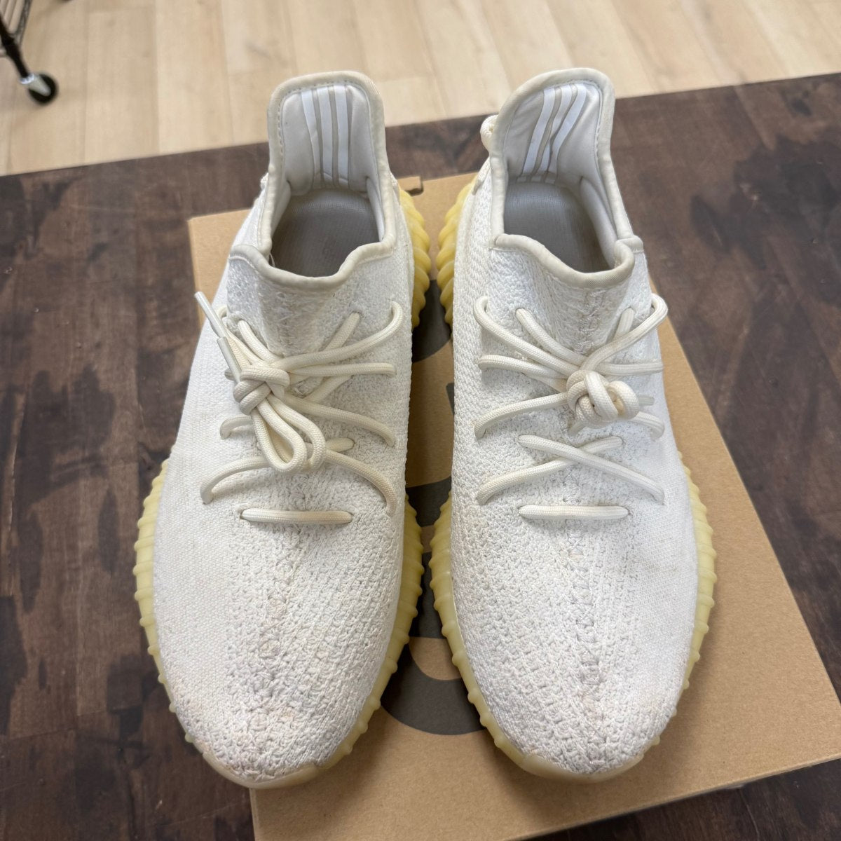 adidas Yeezy Boost 350 V2 Cream - Image 2