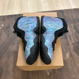 Nike Air Foamposite One Abalone (GS) Size 7Y (Pre-Owned) - Image 3