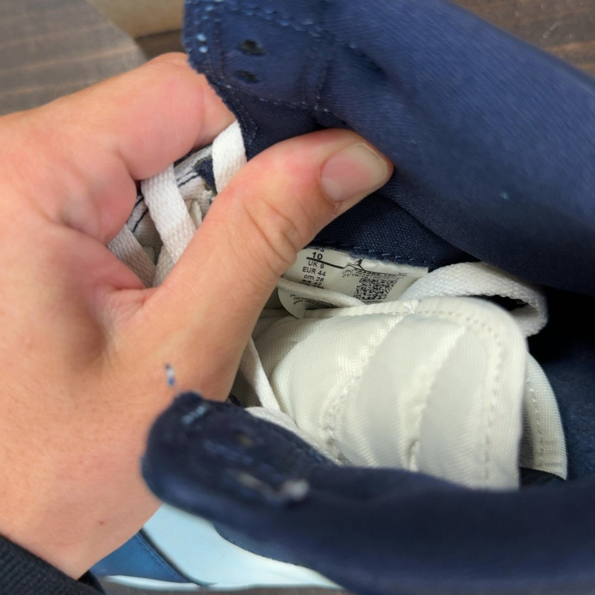 Jordan 1 Retro High Obsidian Size 10 (Pre-Owned) - Image 7