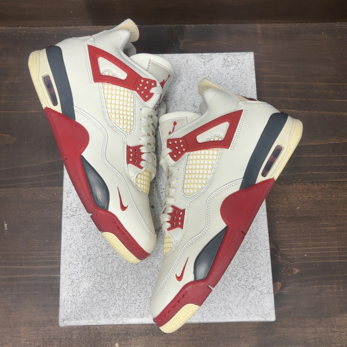 Jordan 4 Retro OG Nigel Sylvester Brick After Brick Size 9.5 (Pre-Owned)