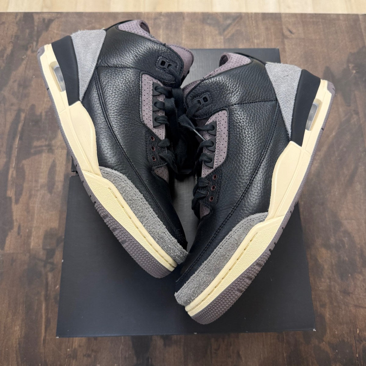 Jordan 3 Retro OG SP A Ma Maniére While You Were Sleeping (Women's) - Image 1