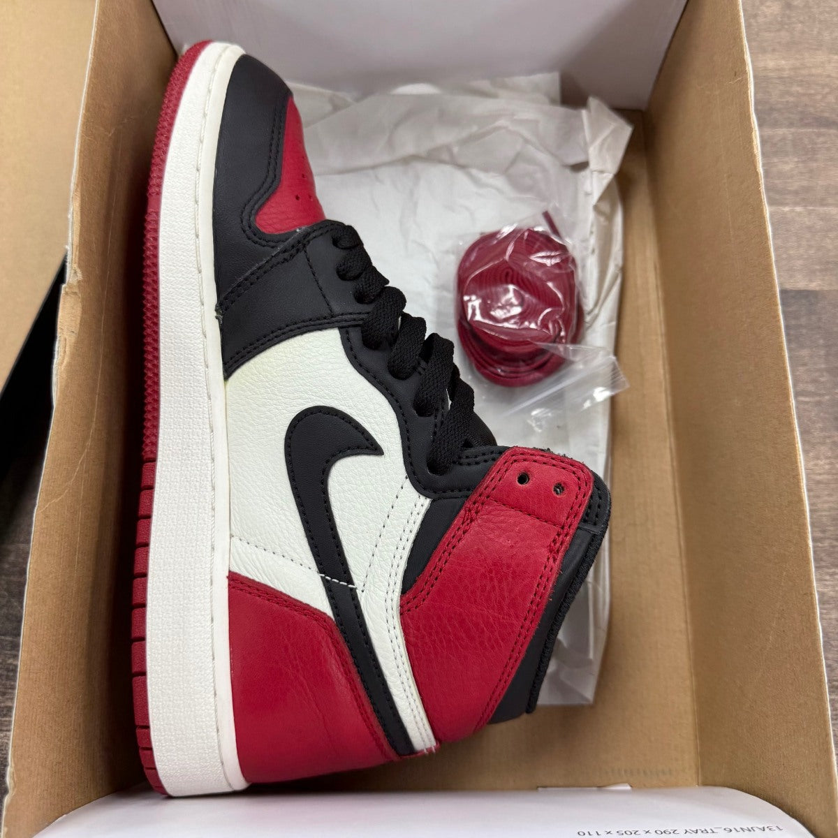 Jordan 1 Retro High Bred Toe (GS) Size 6Y (Pre-Owned) - Image 6