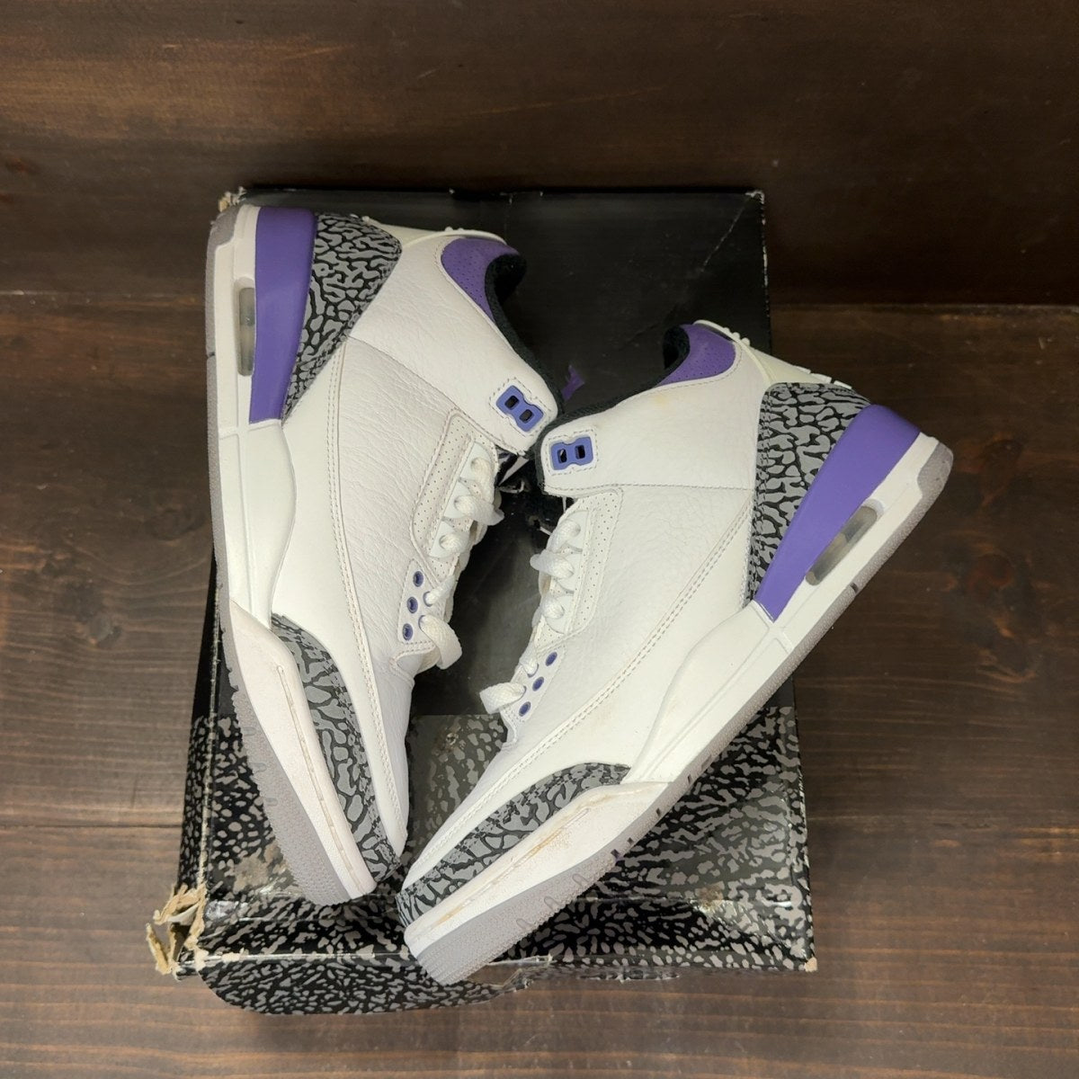 Jordan 3 Retro Dark Iris Size 7.5 (Pre-Owned) - back