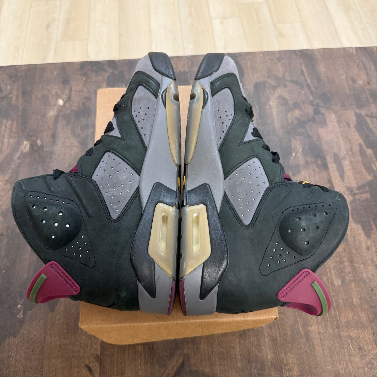 Jordan 6 Retro Bordeaux Size 13 (Pre-Owned) - Image 4