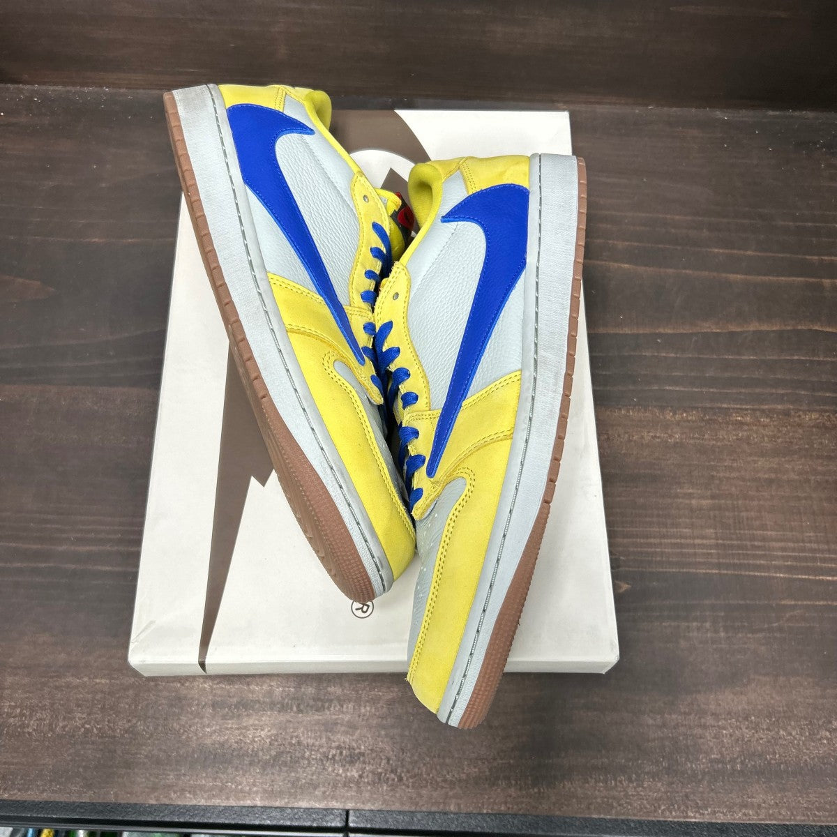 Jordan 1 Retro Low OG SP Travis Scott Canary (Women's) - Image 2