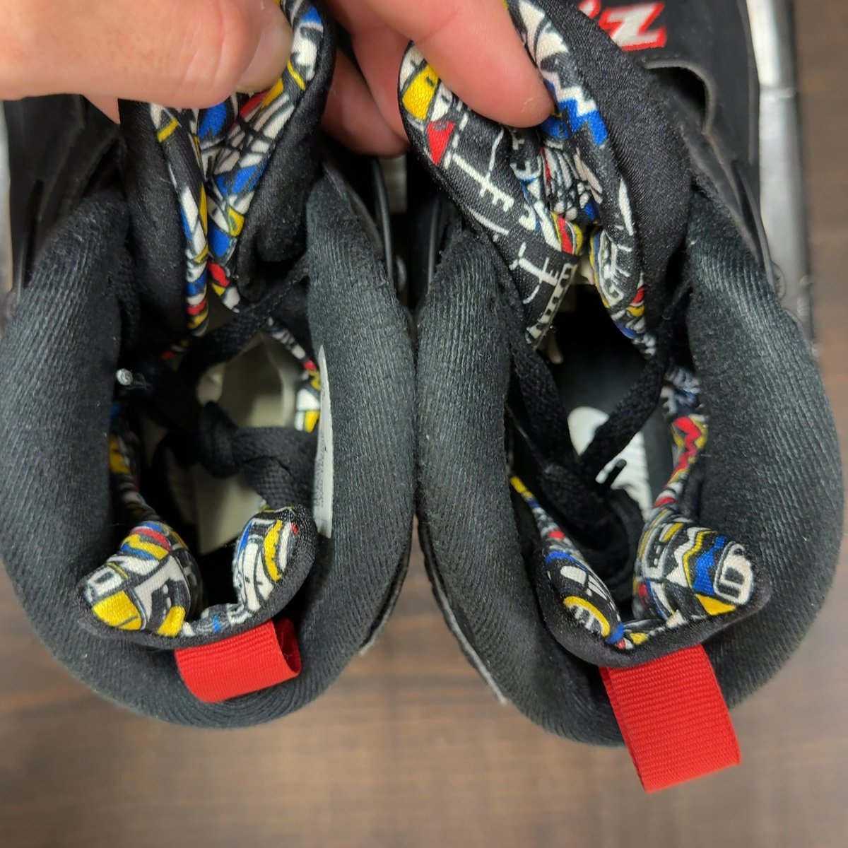 Jordan 8 Retro Playoffs (2023) Size 9.5 (Pre-Owned) - aux
