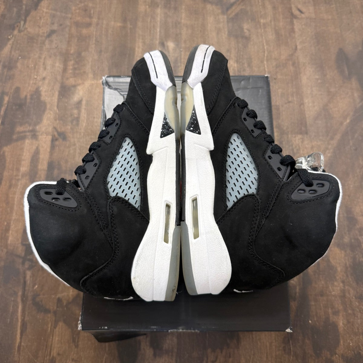 Jordan 5 Retro Moonlight (2021) (GS) - Image 1