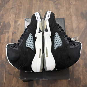 Jordan 5 Retro Moonlight (2021) (GS) - Image 1