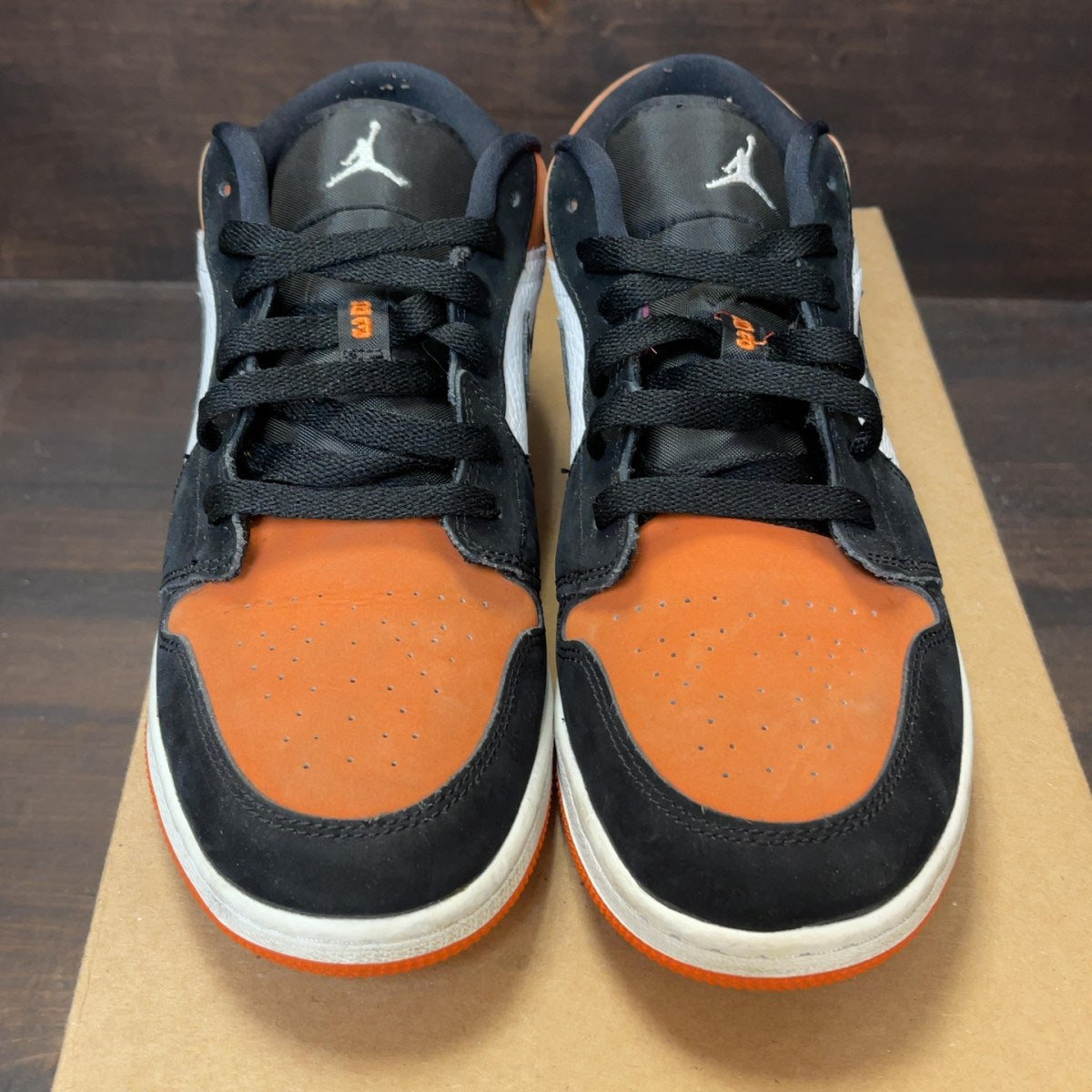 Jordan 1 Low Shattered Backboard (GS) Size 7Y (Pre-Owned) - Image 3