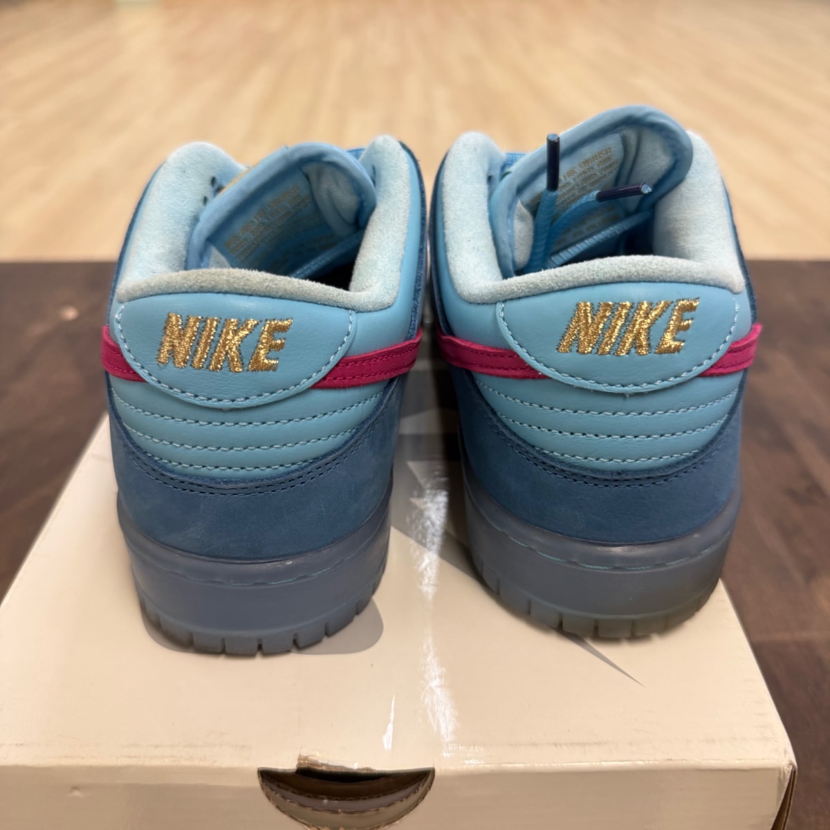 Nike SB Dunk Low Run The Jewels - Image 3