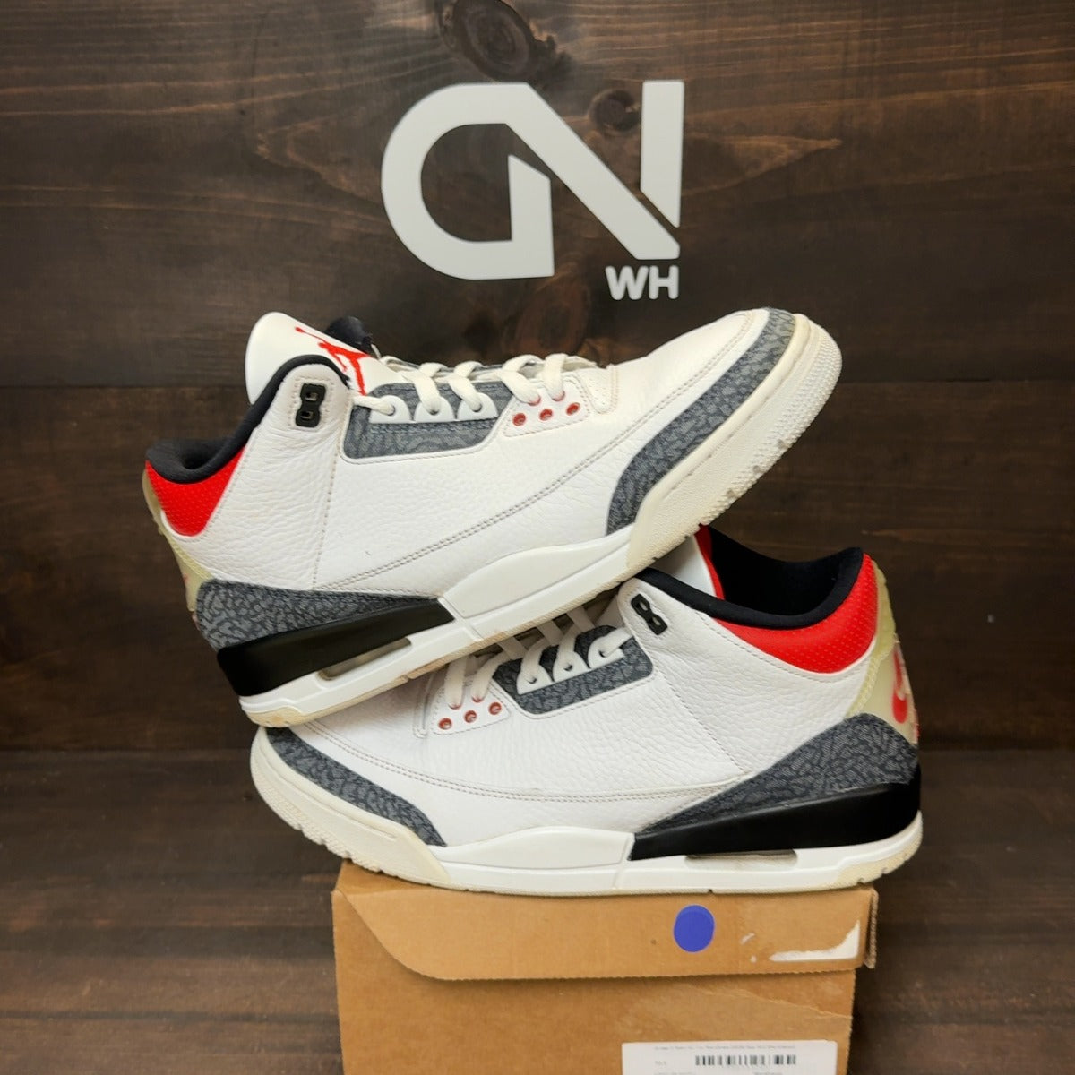 Jordan 3 Retro SE Fire Red Denim (2020) Size 10.5 (Pre-Owned) - Image 1