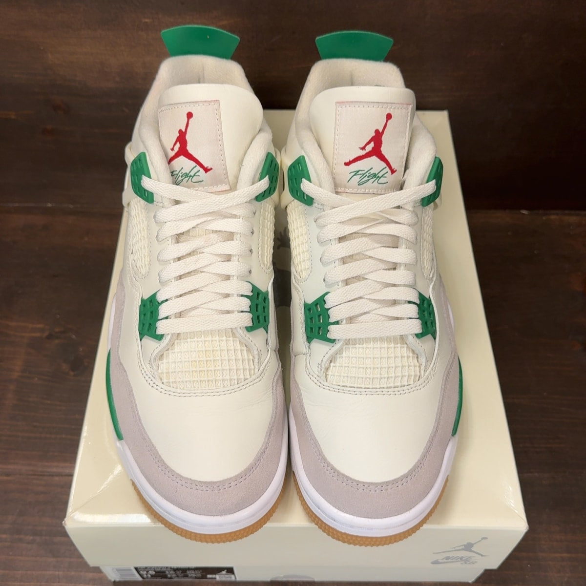 Jordan 4 Retro SB Pine Green - Image 3