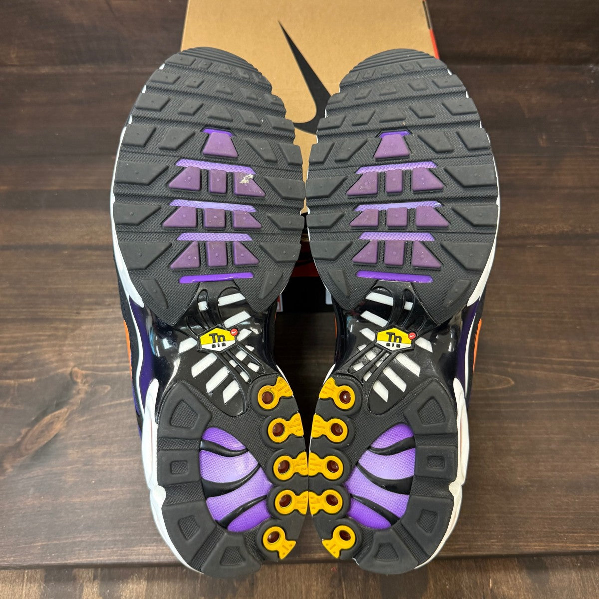 Nike Air Max Plus OG Voltage Purple (2024) - Image 5