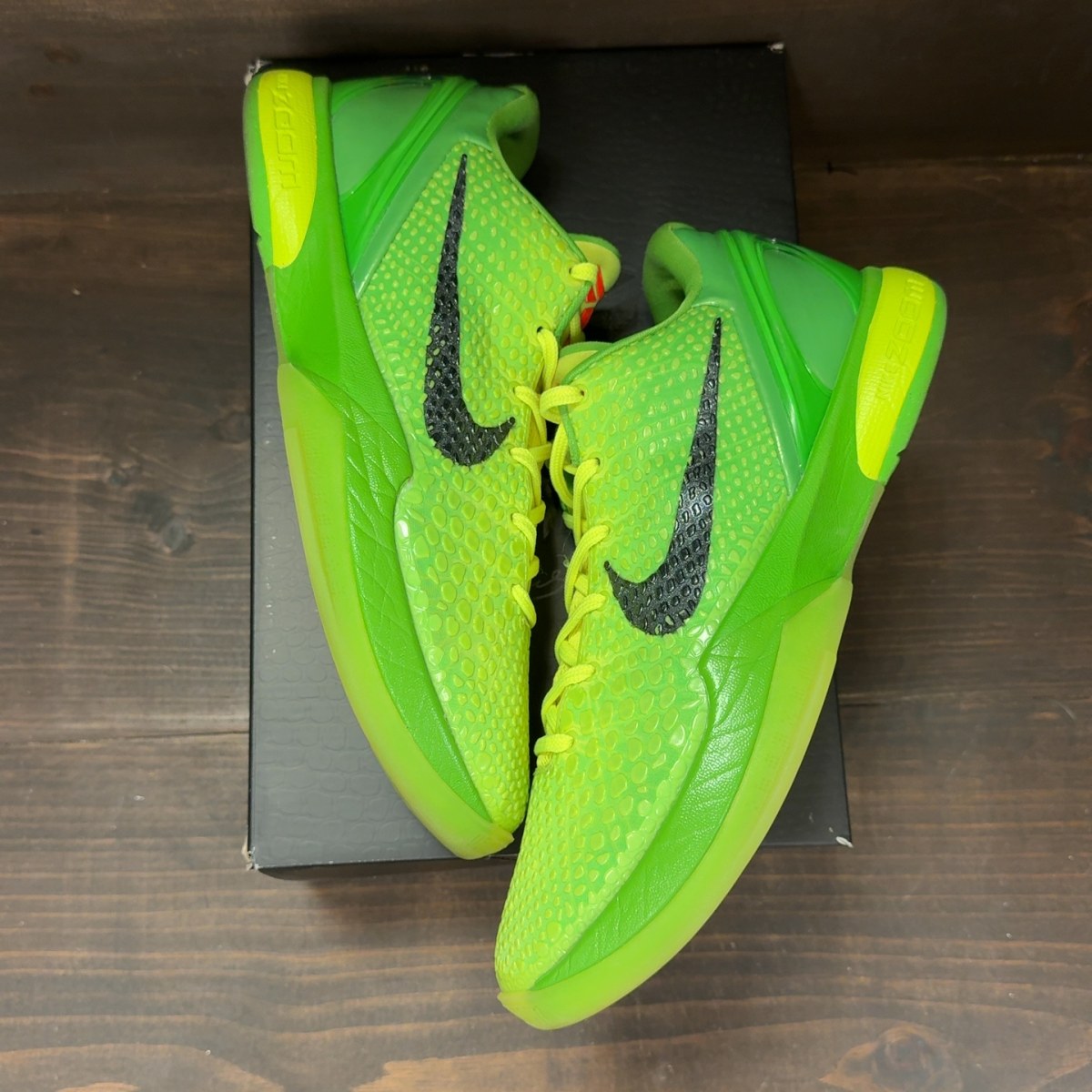 Nike Kobe 6 Protro Grinch (2020) Size 10.5 (Pre-Owned) - Image 2
