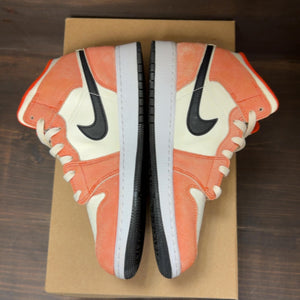 Jordan 1 Mid SE Orange Suede (GS) Size 6.5Y (Pre-Owned) - Image 4