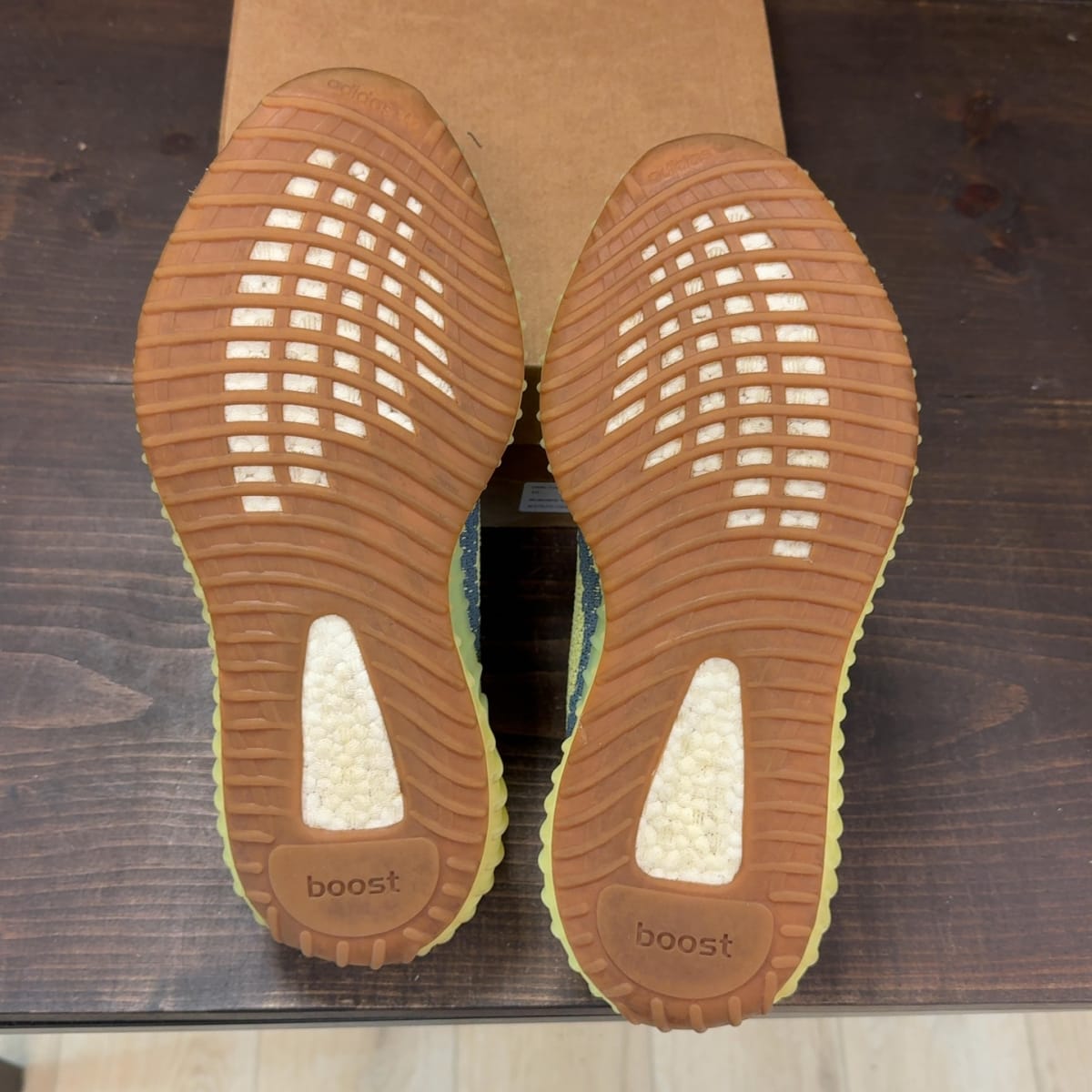 adidas Yeezy Boost 350 V2 Semi Frozen Yellow Size 10 (Pre-Owned) - aux