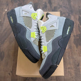 Jordan 4 Retro SE 95 Neon Size 10 (Pre-Owned) - Image 1