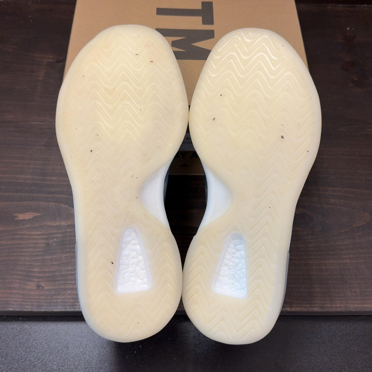 adidas Yeezy QNTM Frozen Blue - Image 8