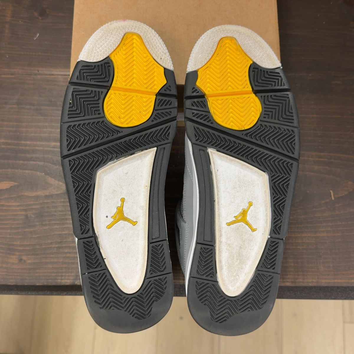Jordan 4 Retro Cool Grey (2019) Size 10.5 (Pre-Owned) - Image 8