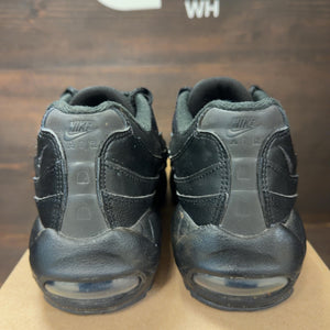 Nike Air Max 95 Recraft Triple Black (GS) Size 6.5Y (Pre-Owned) - Image 4