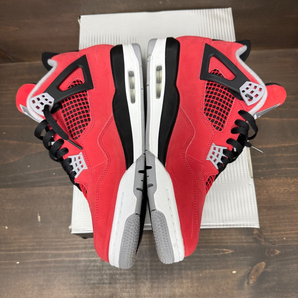 Jordan 4 Retro Toro Bravo (2026) - Image 3