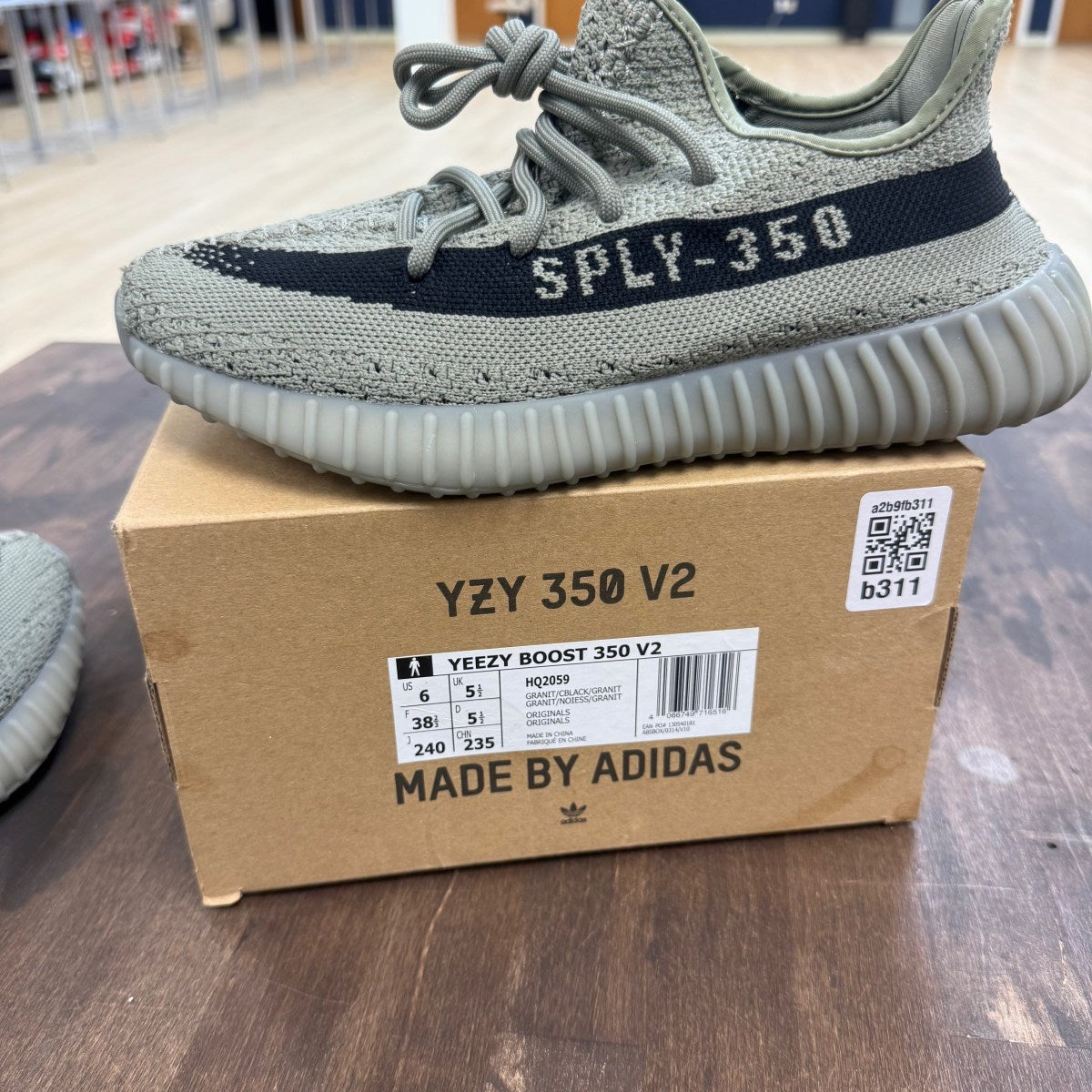 adidas Yeezy Boost 350 V2 Granite - Image 6