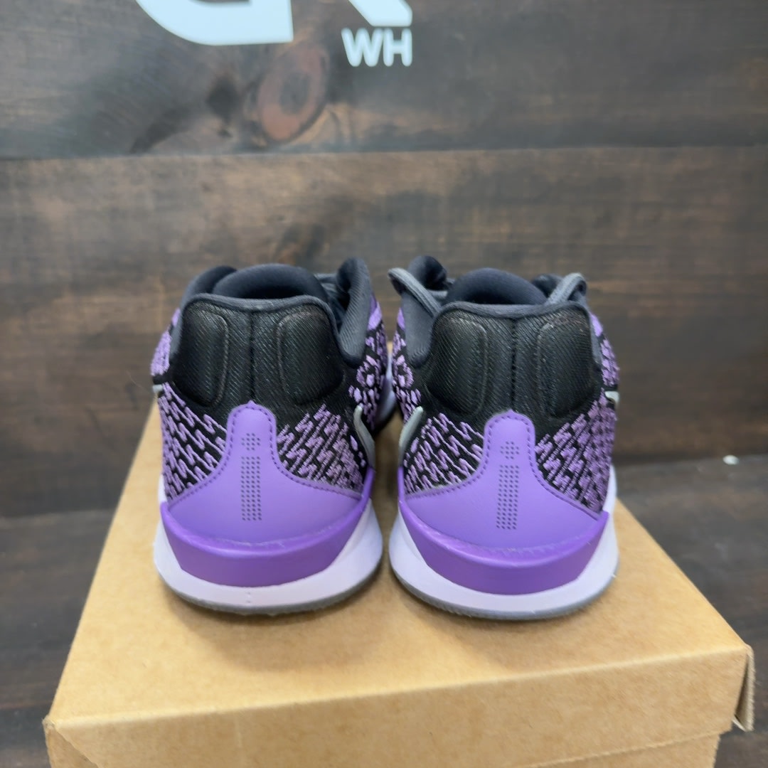 Nike Sabrina 2 Tunnel Vision (Women's) Size 11W (Pre-Owned) - Image 4