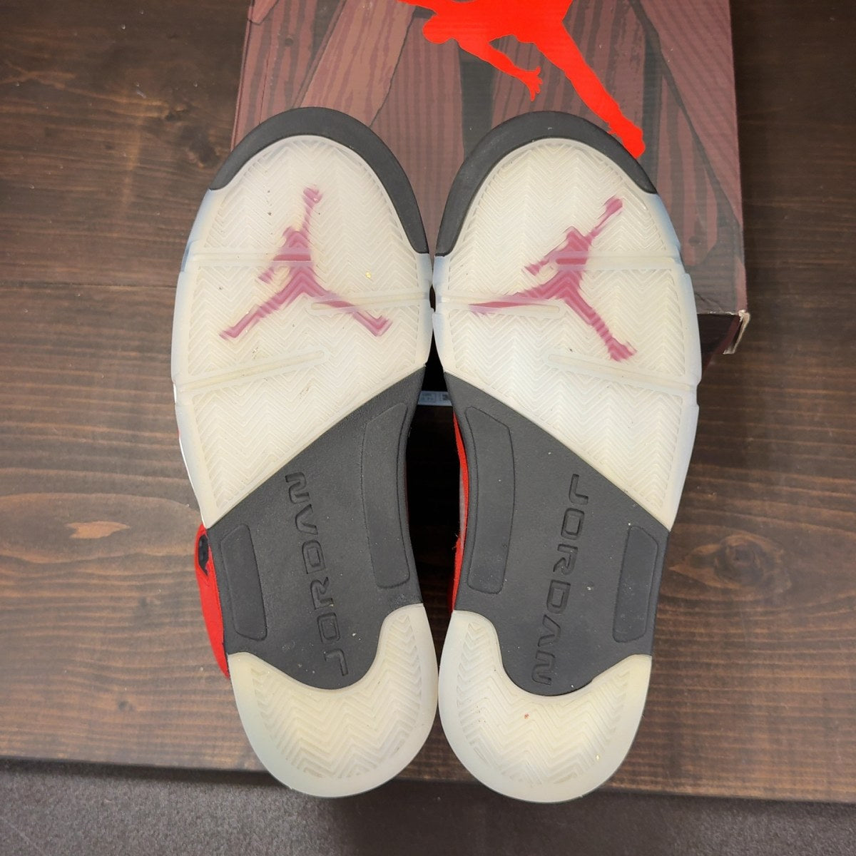 Jordan 5 Retro Raging Bull Red (2021) Size 9 (Pre-Owned)