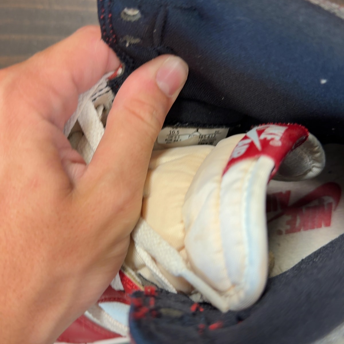 Jordan 1 Retro High OG Chicago Lost and Found - Image 7