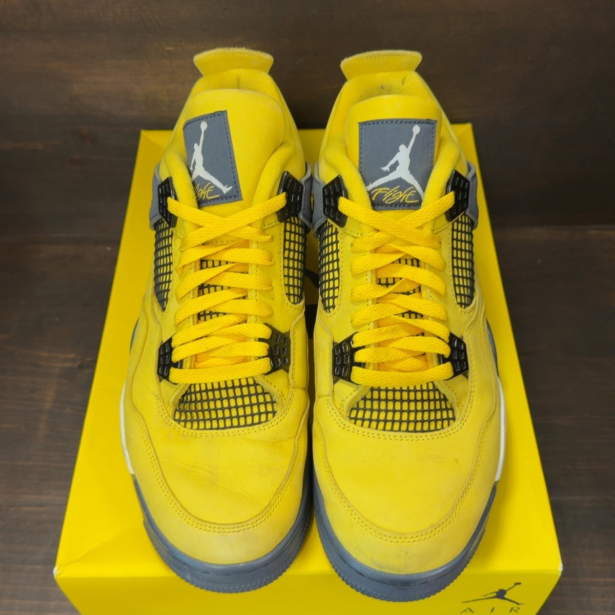 Jordan 4 Retro Lightning (2021) - Image 3