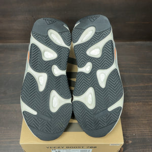 adidas Yeezy Boost 700 Wave Runner - Image 6