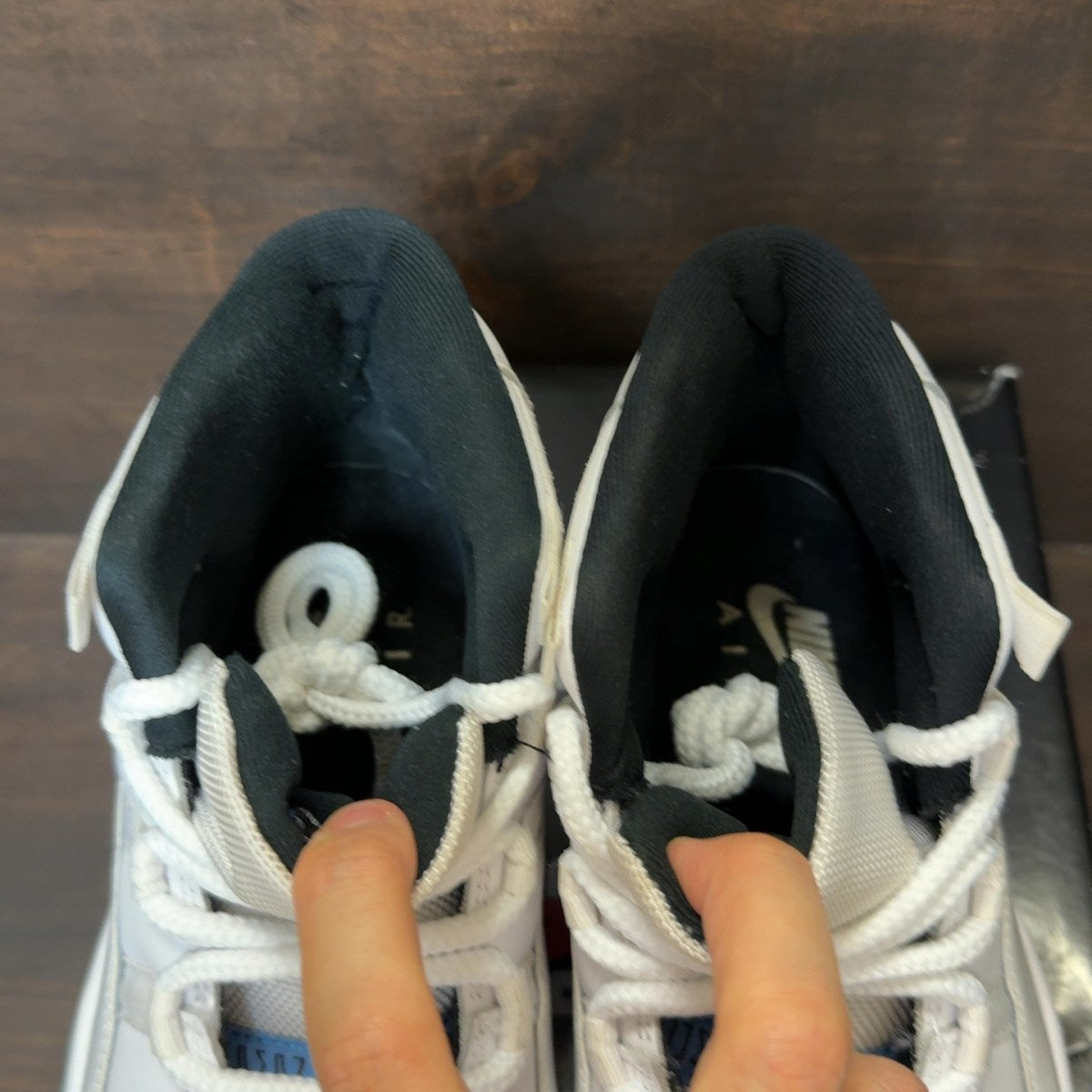 Jordan 11 Retro Legend Blue (2024) - Image 4