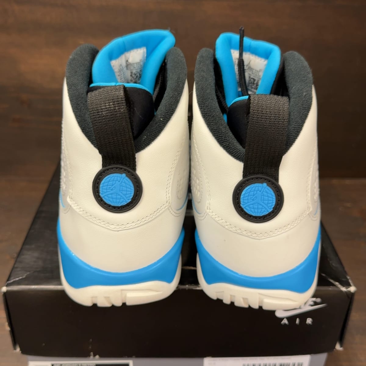 Jordan 9 Retro Powder Blue (2024) Size 10.5 (Pre-Owned) - aux