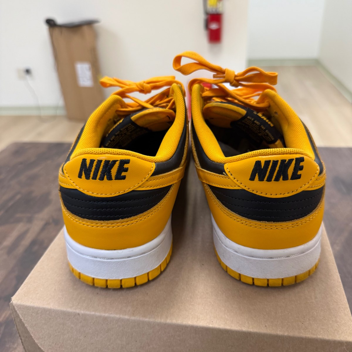 Nike Dunk Low Championship Goldenrod (2021) Size 10.5 (Pre-Owned) - Image 3