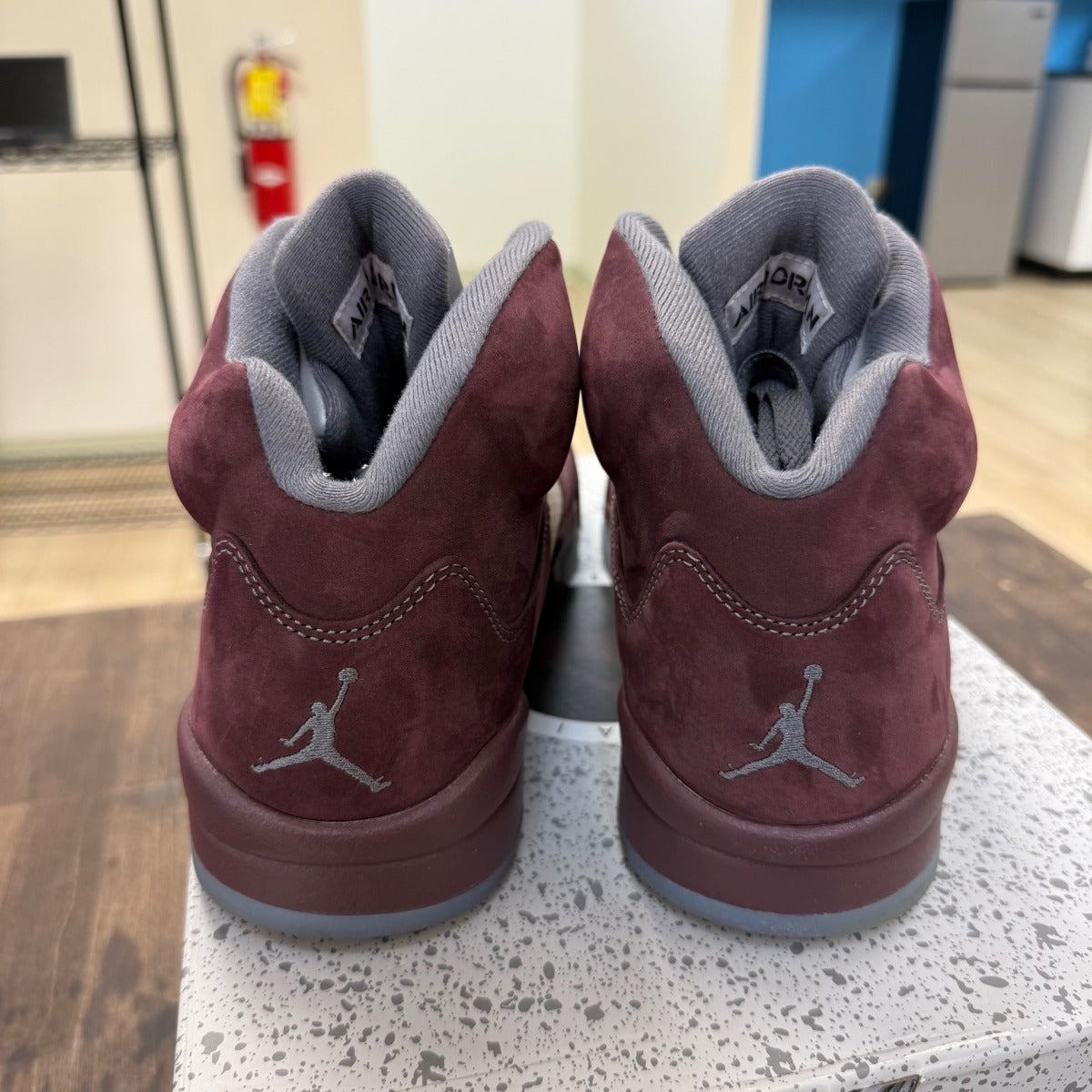 Jordan 5 Retro Burgundy (2023) - Image 3