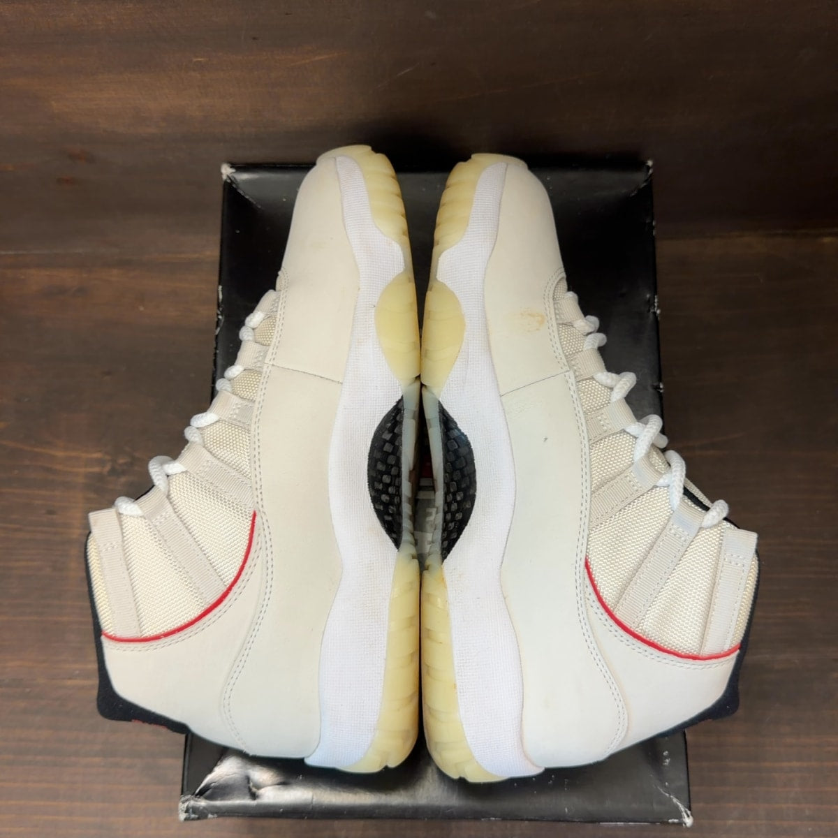 Jordan 11 Retro Platinum Tint - Image 5