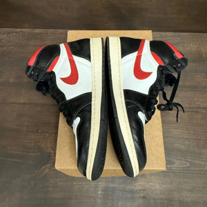 Jordan 1 Retro High Black Gym Red Size 11 (Pre-Owned) - Image 4