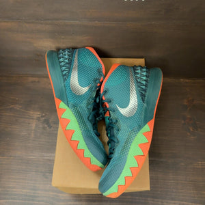 Nike Kyrie 1 Venus Flytrap Size 13 (Pre-Owned) - Image 2