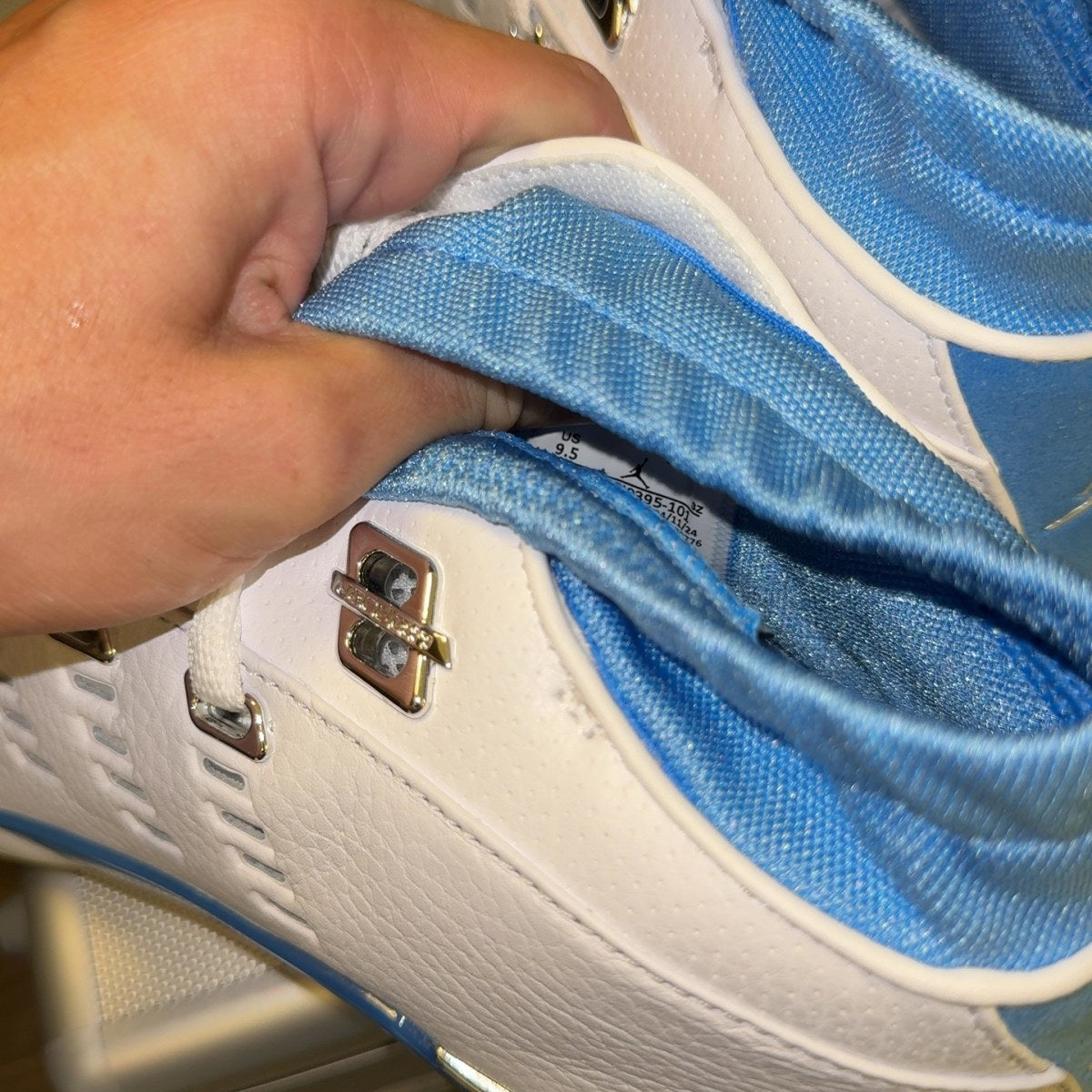 Jordan 17 Retro Low SP University Blue (2024) Size 9.5 - Image 7